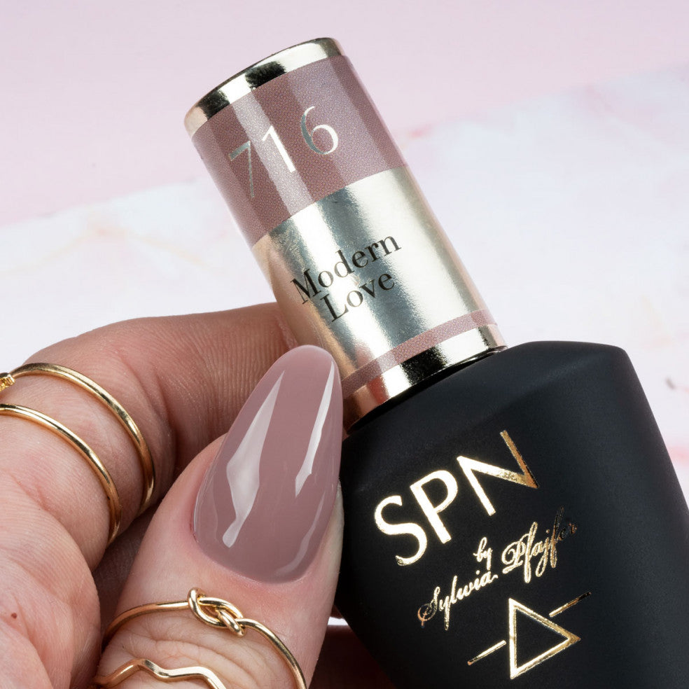 716 Modern Love UV LaQ 8ml
