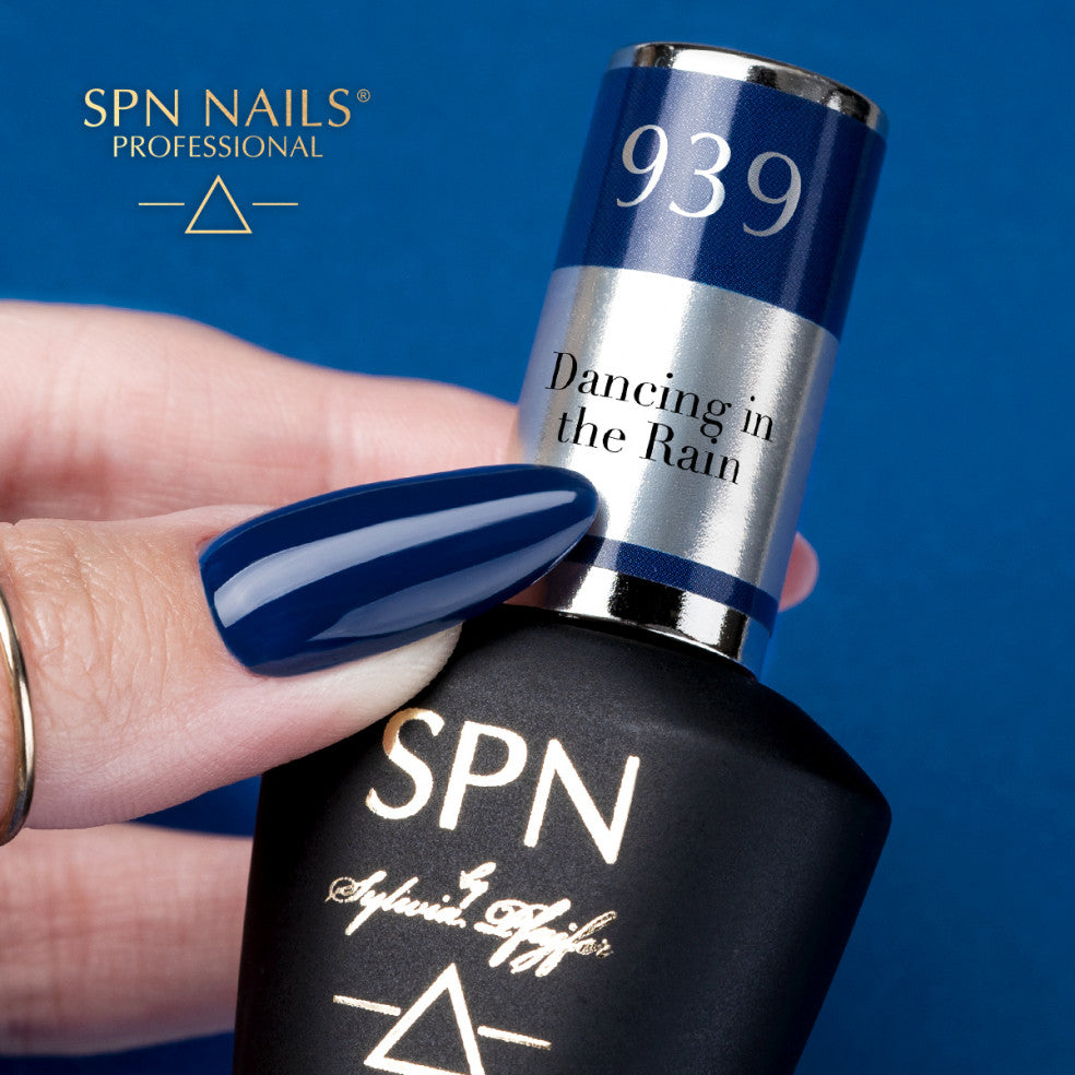 939 Dancing in the Rain UV LaQ 8ml