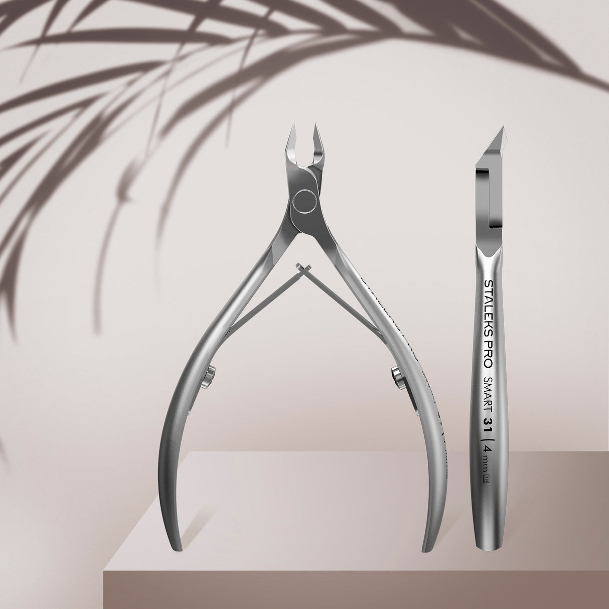 Alicate Profissional de Cutículas SMART 31 4mm Staleks Pro