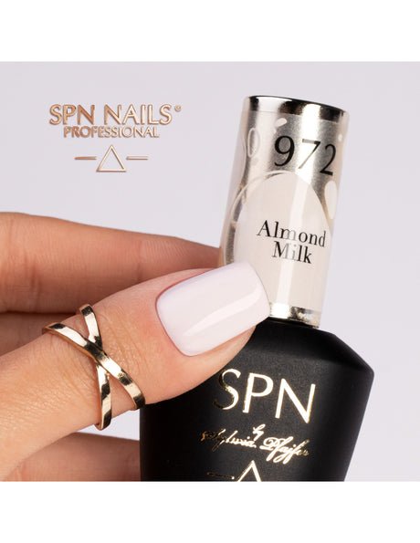 972 Almond Milk UV LaQ 8ml