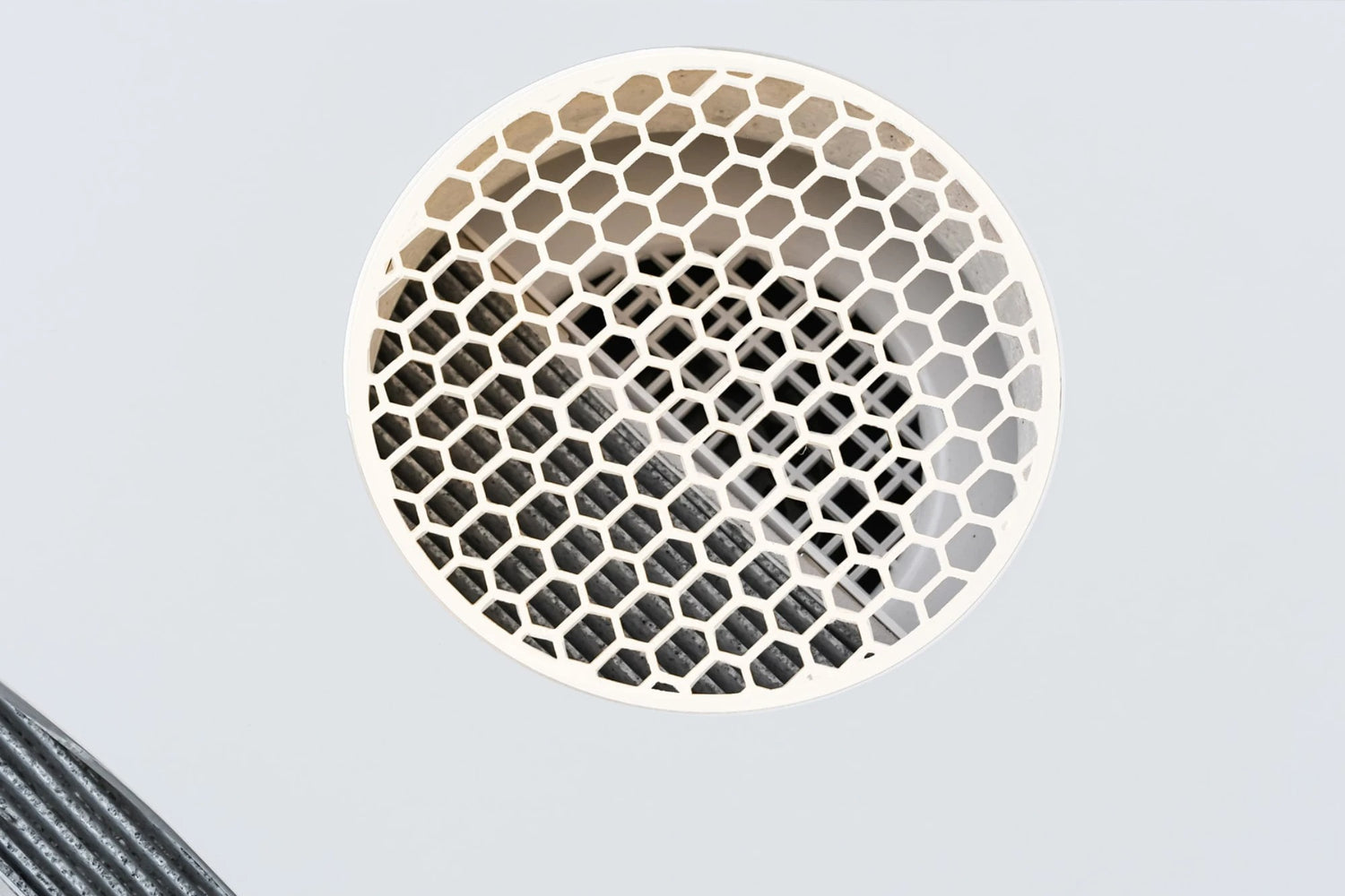 Grelha de ventilação para aspirador de pó Design Colmeia - Branca
