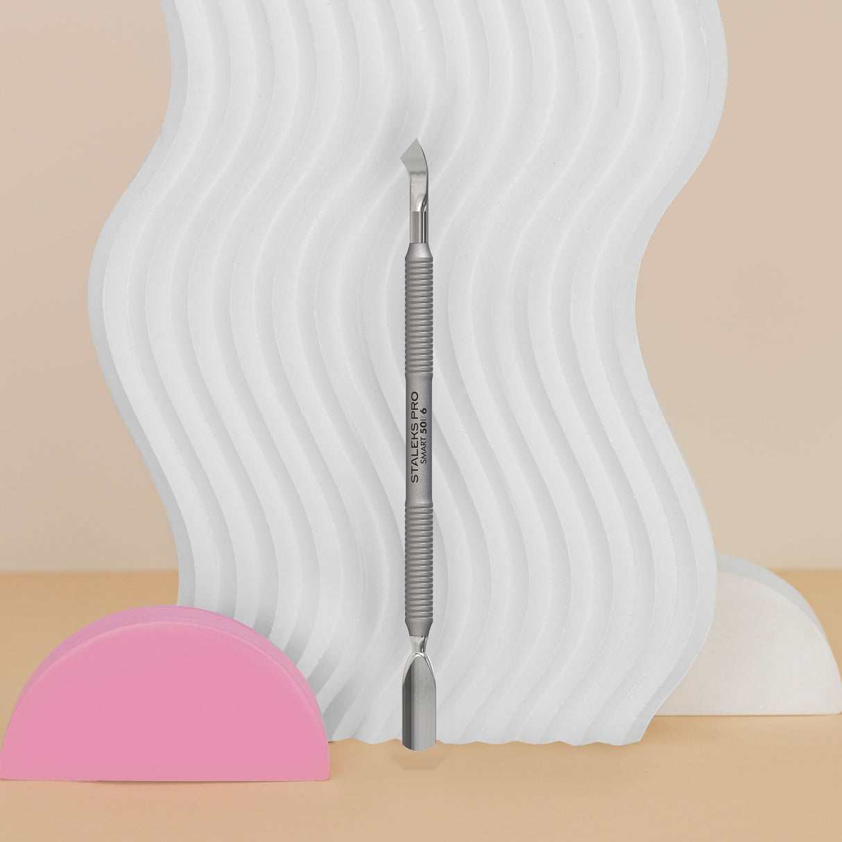 Empurrador de Cutículas SMART 50 TYPE 6 (ponta arredondada estreita e lâmina curva)